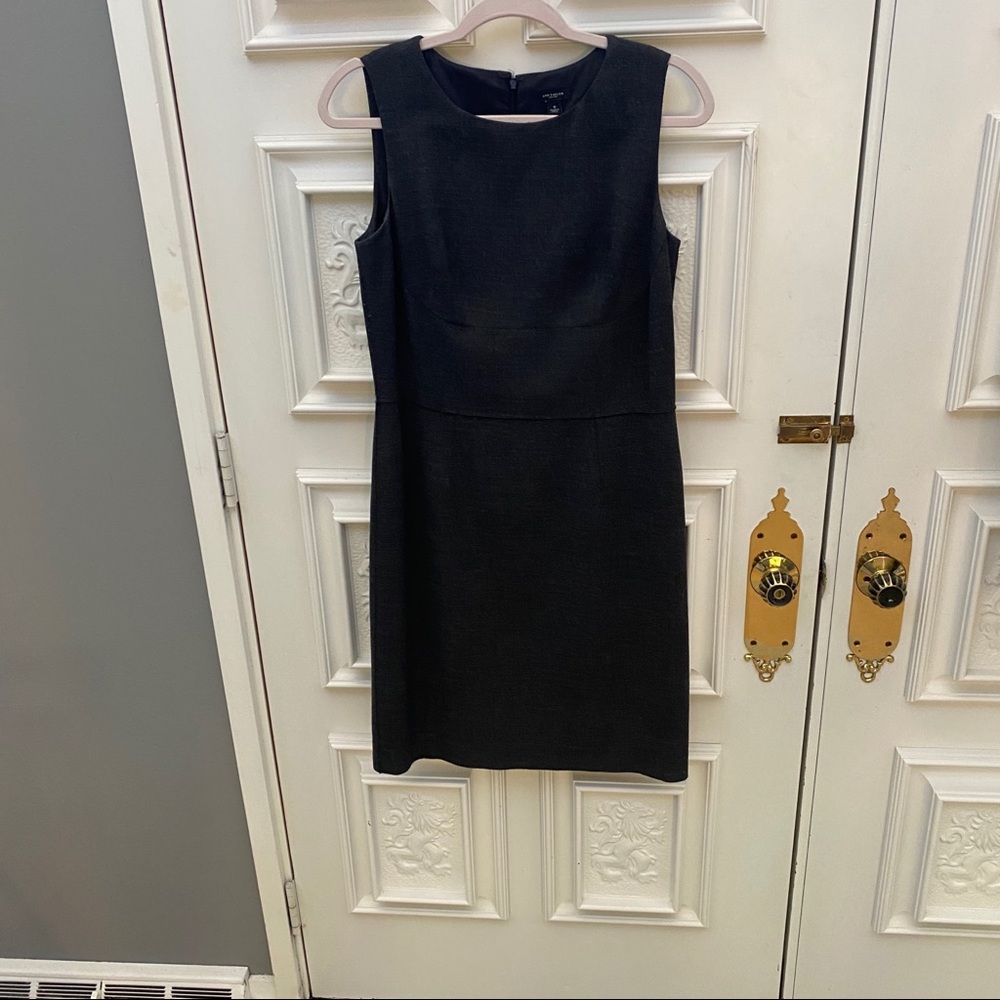 Ann Taylor Black Sleeveless Sheath Dress